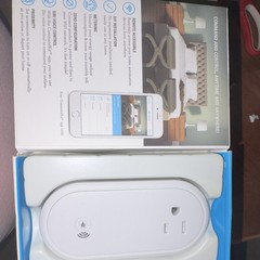 Incipio CommandKit Wi-Fi Smart Outlet Plug, Apple HomeKit, Energy Monitor, White