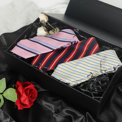 Black Gift Box with Magnetic Lid 13.8×8.3×4.4 in Collapsible Storage Box