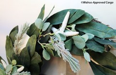 SEASHELL BEACH WREATH -NEW- GIVE ANY ROOM A DELIGHTFUL NAUTICAL TOUCH!