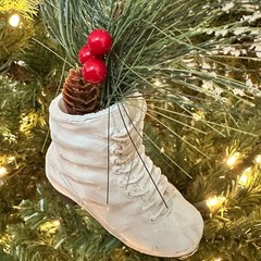 White Ice Skate Ornament Pinecone Berries Christmas Tree Decor Realistic Holiday