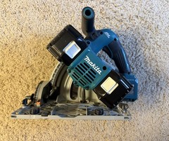 Makita XPS01 6.5 in Cordless Circular Track Saw – Two 18 Volt 5.0 Ah Batteries