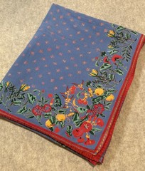 Williams Sonoma PROVENCE Blue Floral Tablecloth FRENCH COUNTRY Bees 66 x 86”