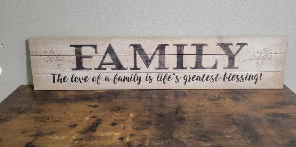 “Family” Farmhouse Wall Decor