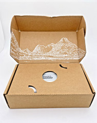 Airthings View Plus 2960 Radon Air Quality Monitor CO2 Humidity Sensor