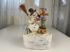Hummel Figurine 2002 Winter Friends 17cm. 1 choice. Excellent condition (24cm…