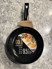 Gold Select Cookware 9.5″ Pan Non Stick Oven Safe Ceramic Coating