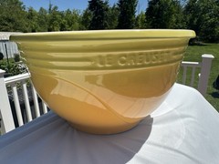 Le Creuset XL Mixing Bowl 4.4L 4.6 Qt Yellow Soleil Gradient RETIRED 12” CLEAN