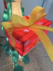 Christmas Geico Gecko Light Up 30 Inch Yard Decor RARE Hard To Find