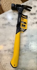 DeWALT 28 OZ milled face Framing hammer 28oz New
