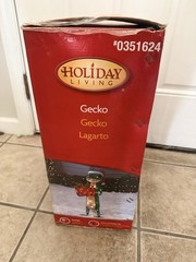 Christmas Geico Gecko Light Up 30 Inch Yard Decor RARE Hard To Find