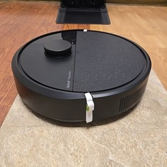 iRobot Roomba Plus 405 Combo Robot Vacuum & Mop AutoWash Dock, LiDAR 70x Suction