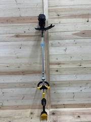 (DCST922B) DEWALT 20V MAX 14” Cordless Folding String Trimmer Tool Only (Used)