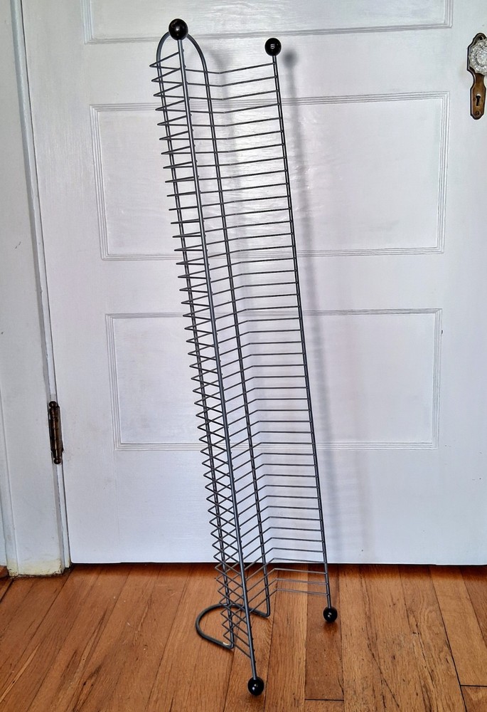 38 Inch Metal DVD / Game Storage Rack Tower Holds 45 Discs Wire Stand Vintage