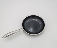HexClad 8″ FRYING PAN with LID 8-Inch 8 Hybrid Non-Stick – Used