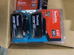 Makita 6.0Ah 18V Lithium-Ion Battery 2 Pack (BL1860B2)