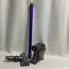 Dyson V6 Animal Cordless Vacuum Purple / Silver