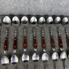 Williams Sonoma Cafe Bois Stainless Flatware Brown Woodgrain Bistro 40 Pc Set