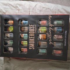 Smokehouse Grilling Spices Gift Set 20 Mini Jars Boxed Gourmet Rubs BRAND NEW