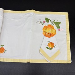 Vintage Handmade Placemat Napkin Set 8pc Floral Embroidered White Yellow Cotton