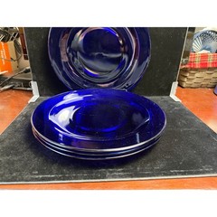 Set of 4 Cobalt Blue Glass Dinner plates Round 10.25 Inch Translucent Blue