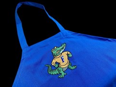 University of Florida (UF) Apron w/No Pockets / 39k Stitches Brand New