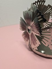 Sonoma for Life Flower Decor Candle Holder Silver and Pink Accent 4.25 In Wide