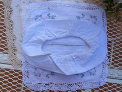 Vintage Handmade Crochet Lace Flower Emb 100%Cotton Tissue Box Cover White/Ivory