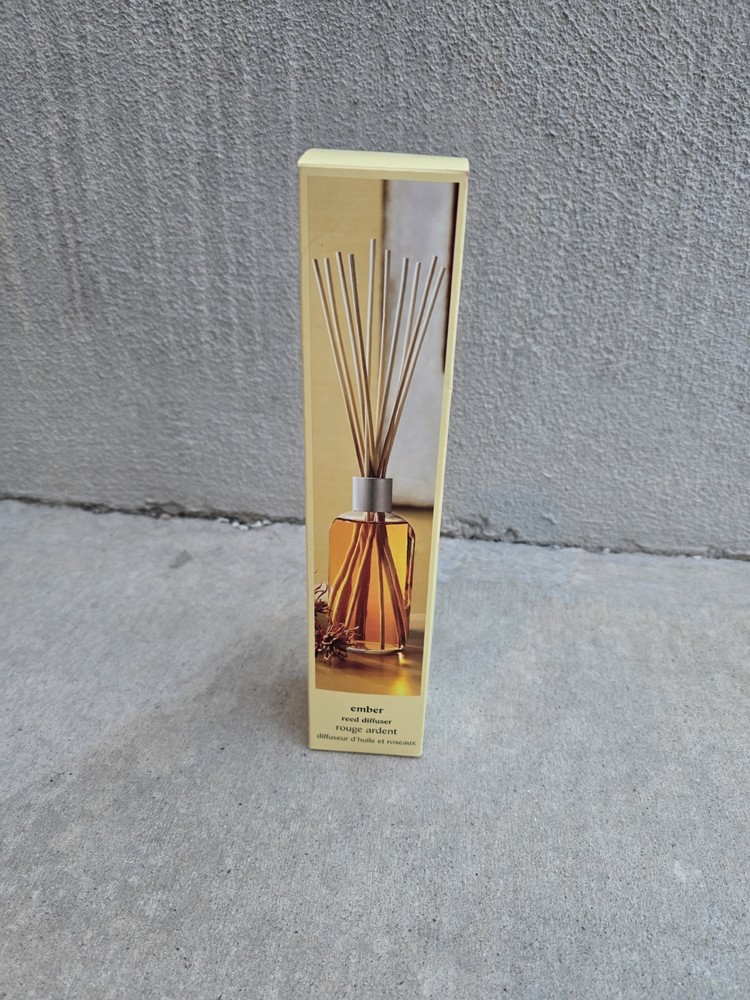 Pier 1 Ember Reed Diffuser Rouge Ardent 8oz Fragrance Oil New In Box Discontinue