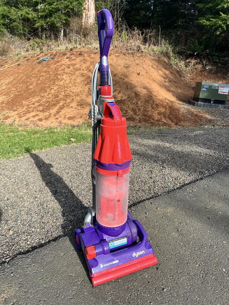 PERFECT Dyson DC07 Original Bagless Upright Vacuum + HEPA PURPLE RED SERVICED