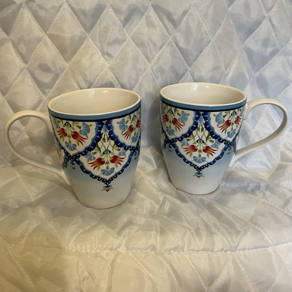 222 Fifth Tunisia Porcelain Coffee Mugs 11 oz MW/DS Safe White Blue Floral Set