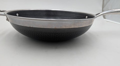 HexClad 12″ WOK 12-Inch Hybrid Nonstick Pan – NO Lid – Used