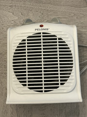 Pelonis HF-0020T Fan-Forced Heater 120V 1500W Intertek Portable S2