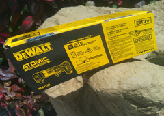 DEWALT ATOMIC DCG422B 20V MAX* Right Angle Die Grinder (Tool Only) PREORDER