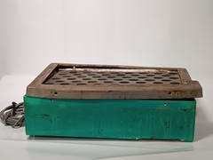 Custom hot block with 2-prong plug, 19.5 x 13 x 5 inches, loose frame as shown