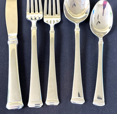 44 x MIKASA Harmony Stainless Steel Flatware 18/10 Vietnam Knife Fork Spoon Mint