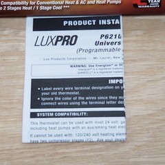 LuxPro P621U Thermostat for Heat & AC and Heat Pumps 2 Stages Heat 1 Stage Cool