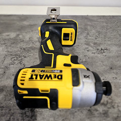 New DeWalt 20 Volt 20v Max XR Brushless Cordless 1/4″ Impact Driver DCF887