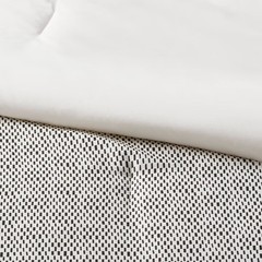 Twin/Twin Extra Long Printed Comforter Set Black/White – Room Essentials