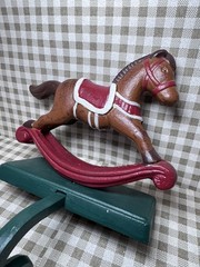 Vintage 3lb 12oz Heavy Cast Iron Rocking Horse Christmas Stocking Holder 6″×6″