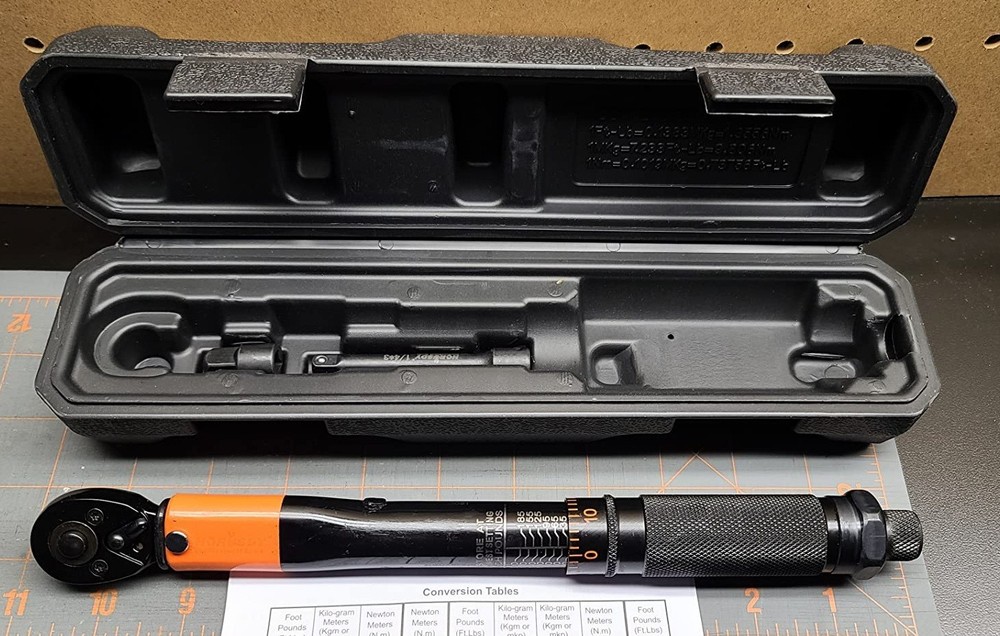 1/4″ Torque Wrench 4PCS Set, 20-240 in-lb Click Torque Wrench 1/4″ to 3/8″ Adapt