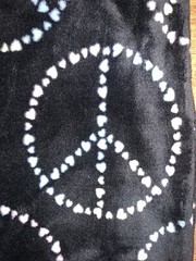 Yes Girl Peace Sign with Hearts Plush Throw Blanket 50”x60”