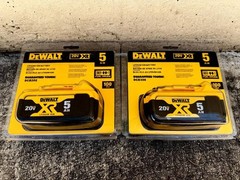 2-Pack DeWALT DCB205 20v 5ah Max XR Lithium Ion Power Tool Battery – Open Box