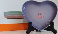 Le Creuset Stoneware Conversation Heart Plates 17cm 4 Colors, Brand New