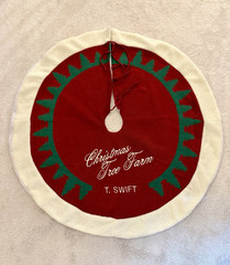 Taylor Swift – Christmas Tree Farm Tree Skirt – Used