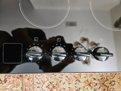 Miele KM 421, 24 in. Self-Contained Ceran Glass Electric Cooktop – 4 Burner