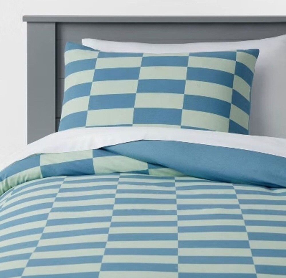 Pillowfort Kids’ Bedding Comforter Set Checkers Cotton OEKO-TEX Twin