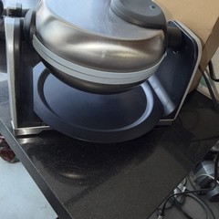 OSTER Flip Waffle Maker CKSTWFBF22 TECO Duraceramic Natural Non-stick Coating