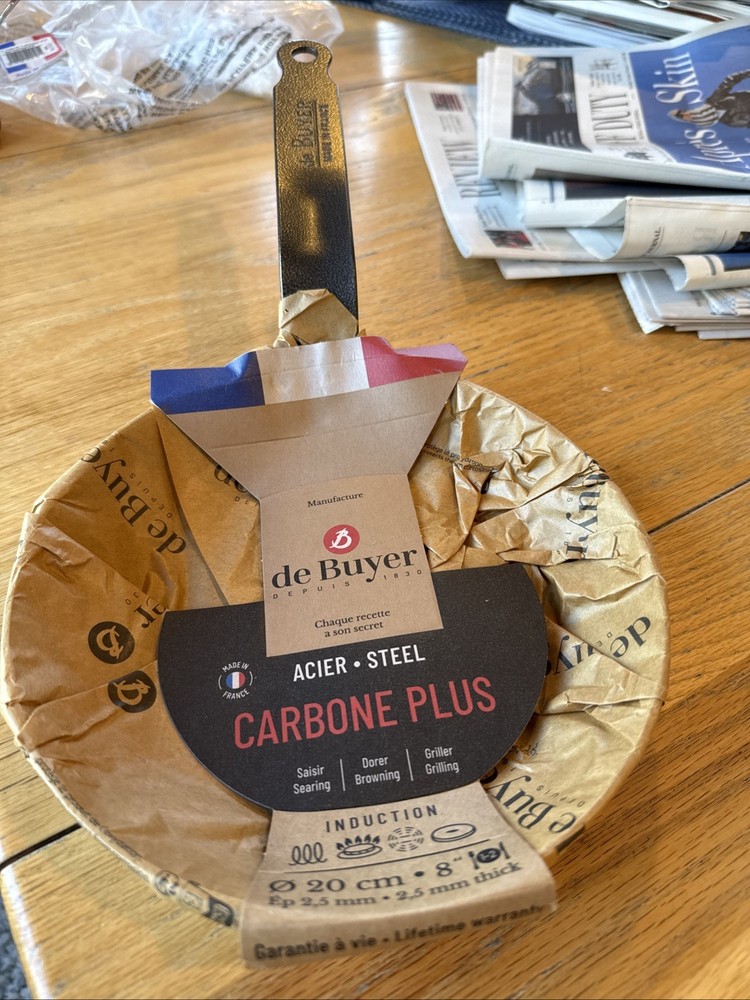 „Carbone Plus“ DE Buyer Round Steel Grill Pan-France- NEW 8”
