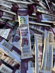Starbucks VIA Instant Coffee Italian Dark Roast 50 Packets 100% Arabica Bulk New