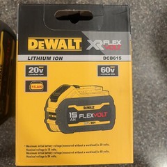 NEW DEWALT DCB615 20v/60v Max FLEXVOLT 15 Ah Li-Ion Battery NEW IN BOX